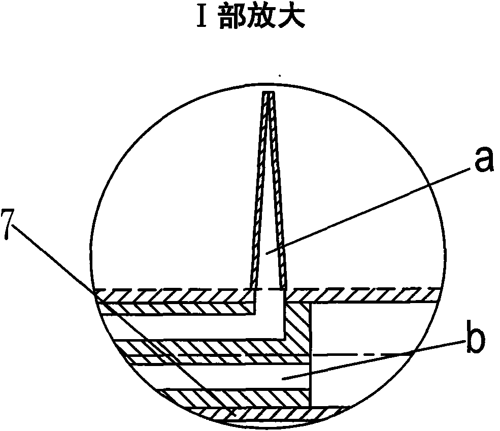 High temperature-keeping screw conveyor