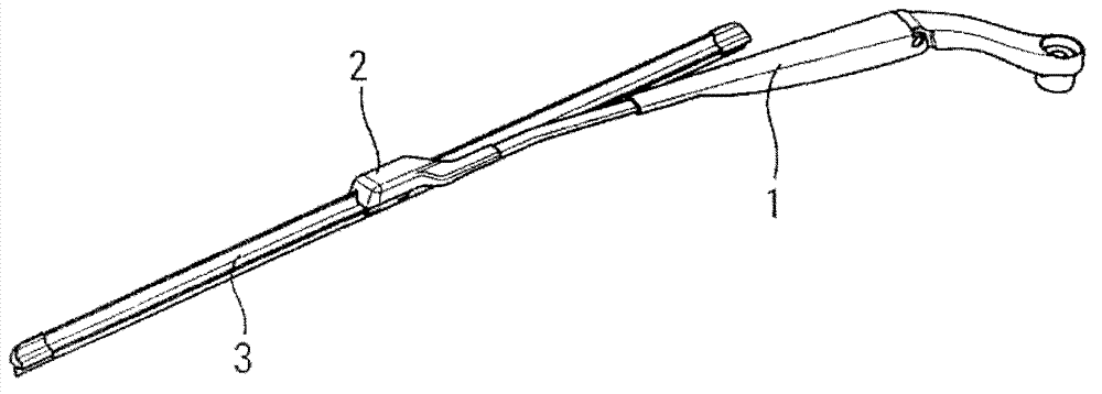 Heated hydraulic interface for a vehicle windshield washing liquid distribution and/or supply system