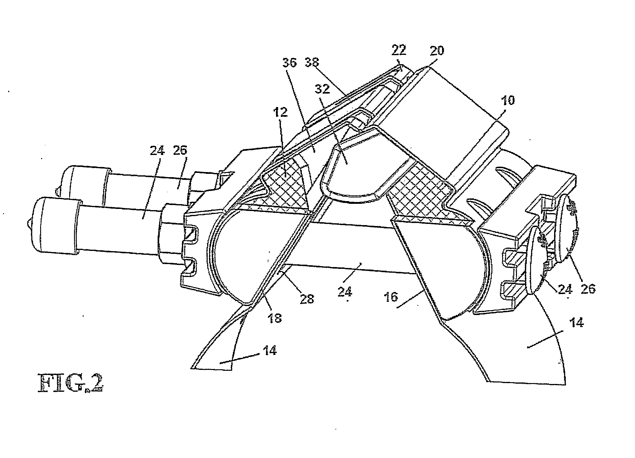 Pipe clamp with self-aligning mechanism while closiing of same