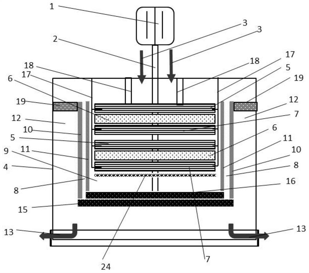 Mass transfer stretching instant dissolving device with cleaning structure and dissolving method of mass transfer stretching instant dissolving device