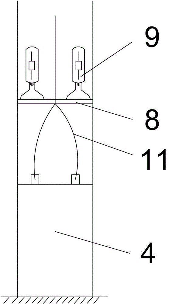 Water collecting type photovoltaic traffic illumination device