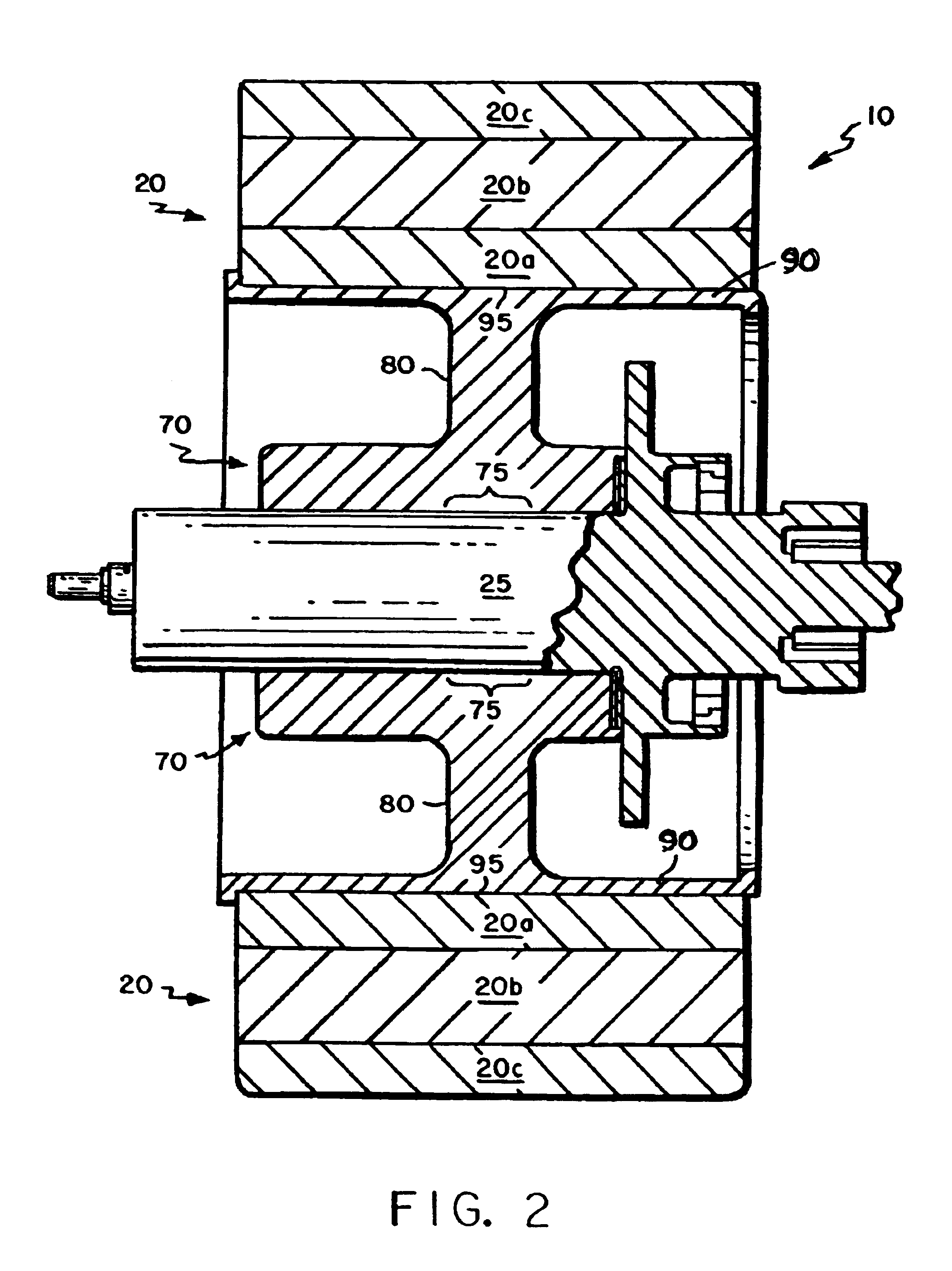 Stiff metal hub for an energy storage rotor