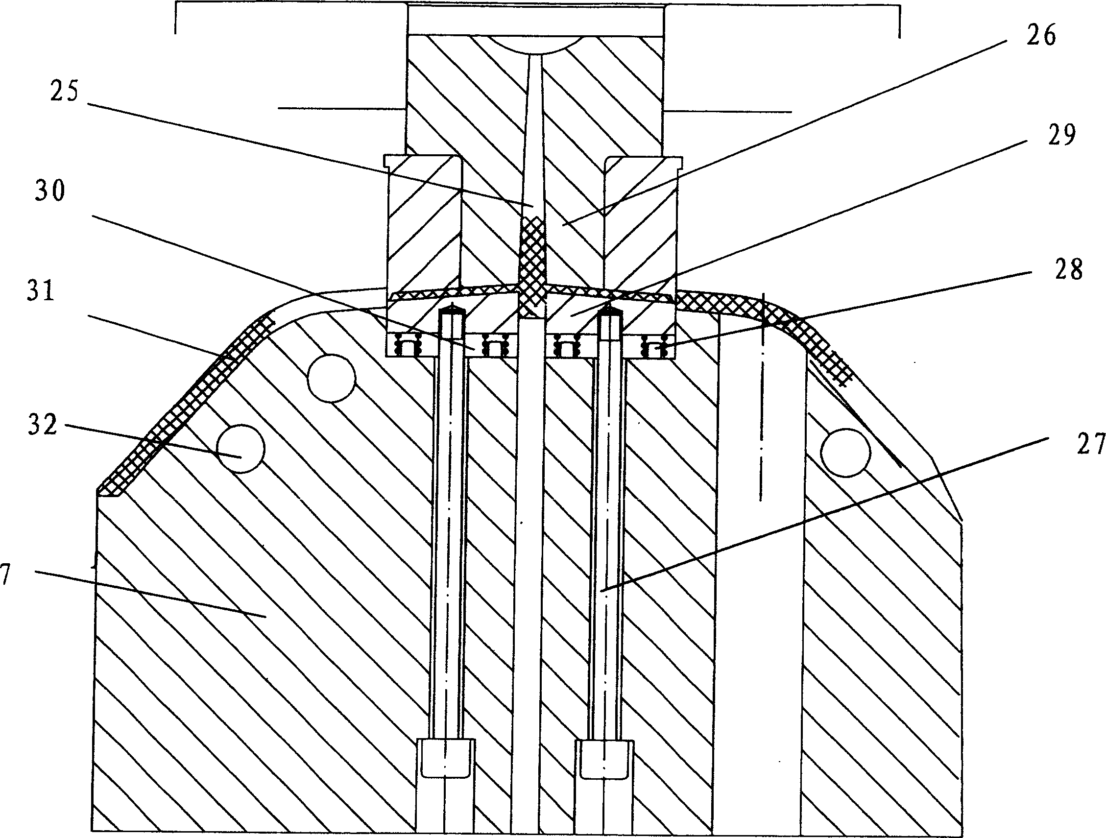 Plastic injection-pressing compound forming process and its mould