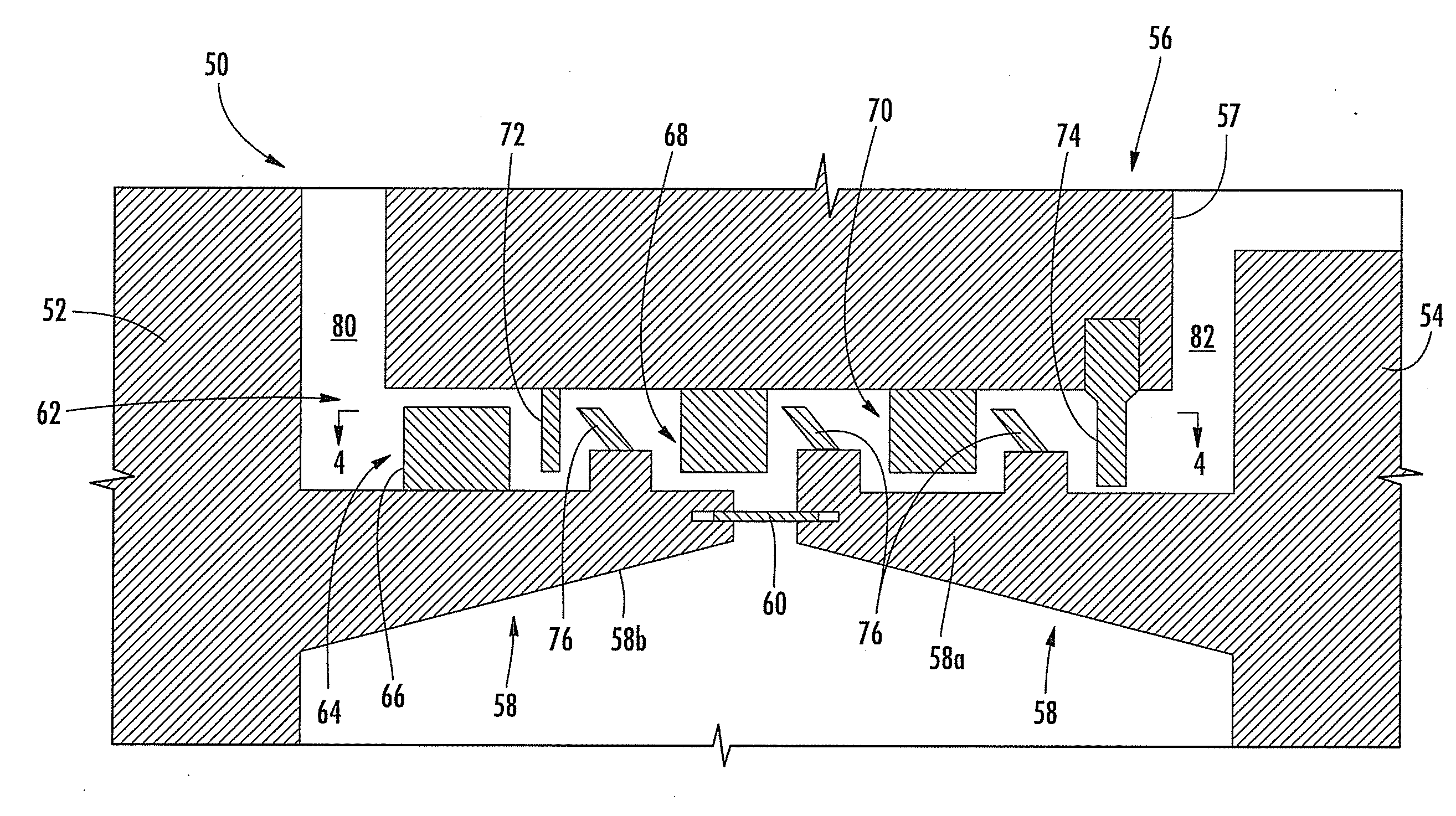 Leakage flow minimization system for a turbine engine