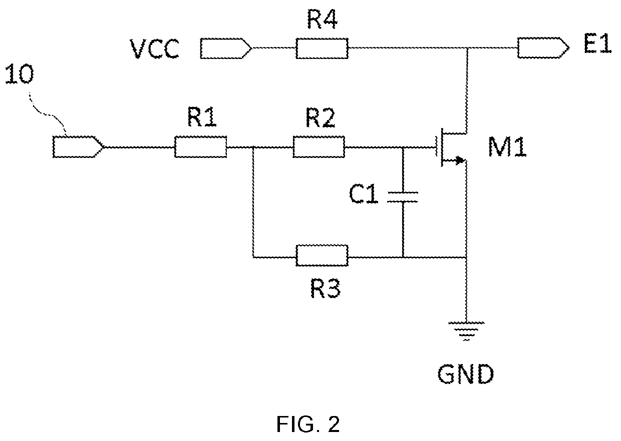 Socket and door with same