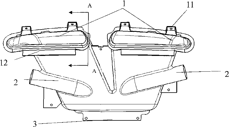 Automotive central defrosting air pipe and mounting structure for same and instrument board