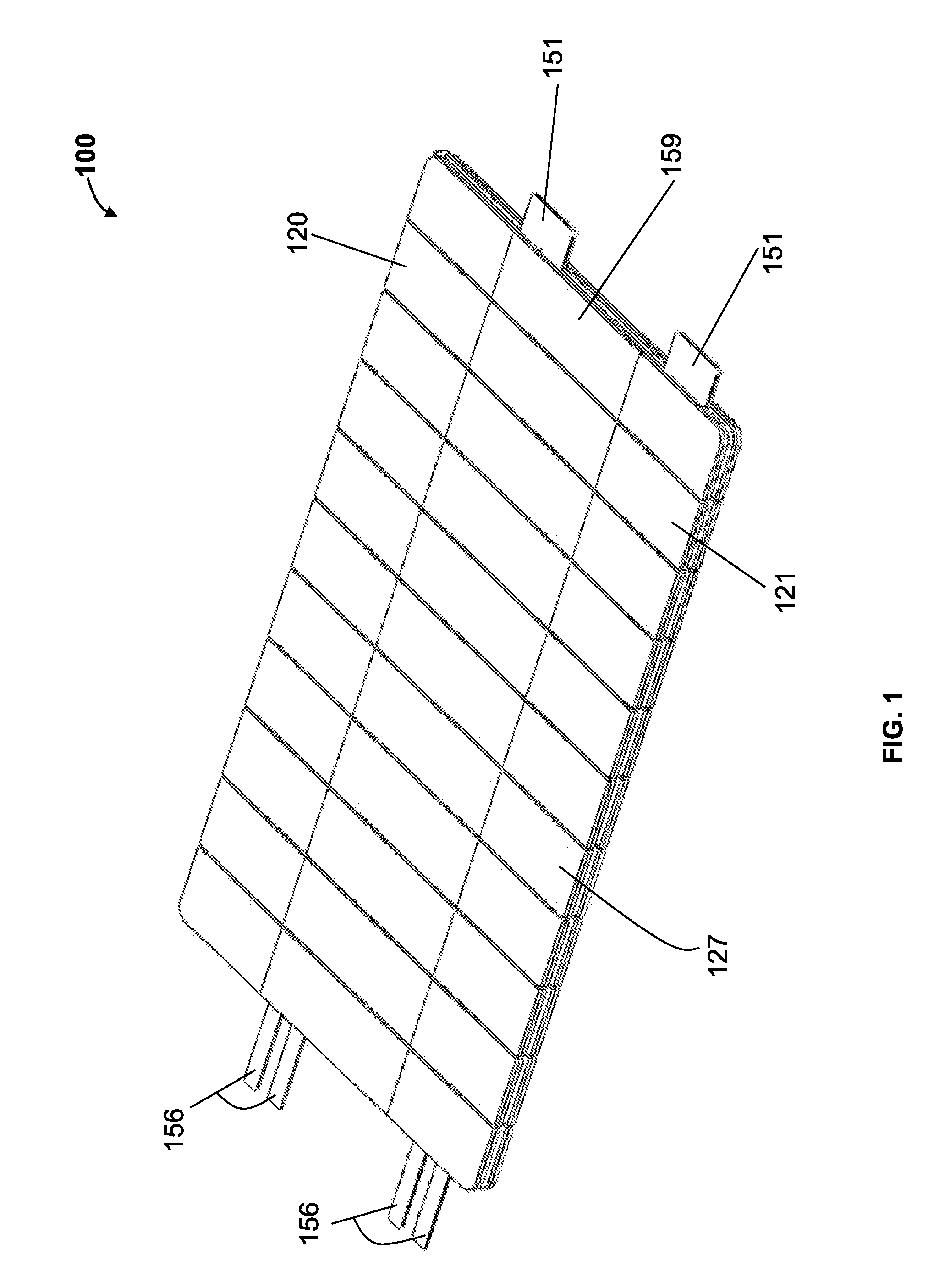 Wound or skin treatment devices with variable edge geometries