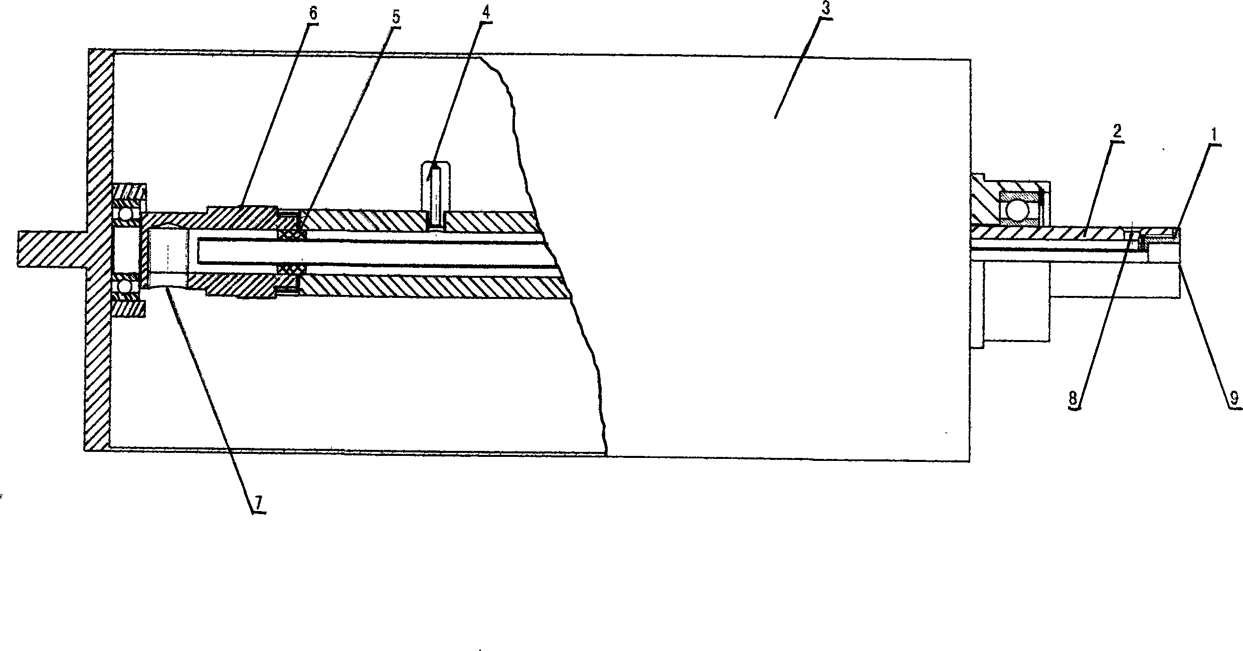 Drum-type evaporator for making snow and ice