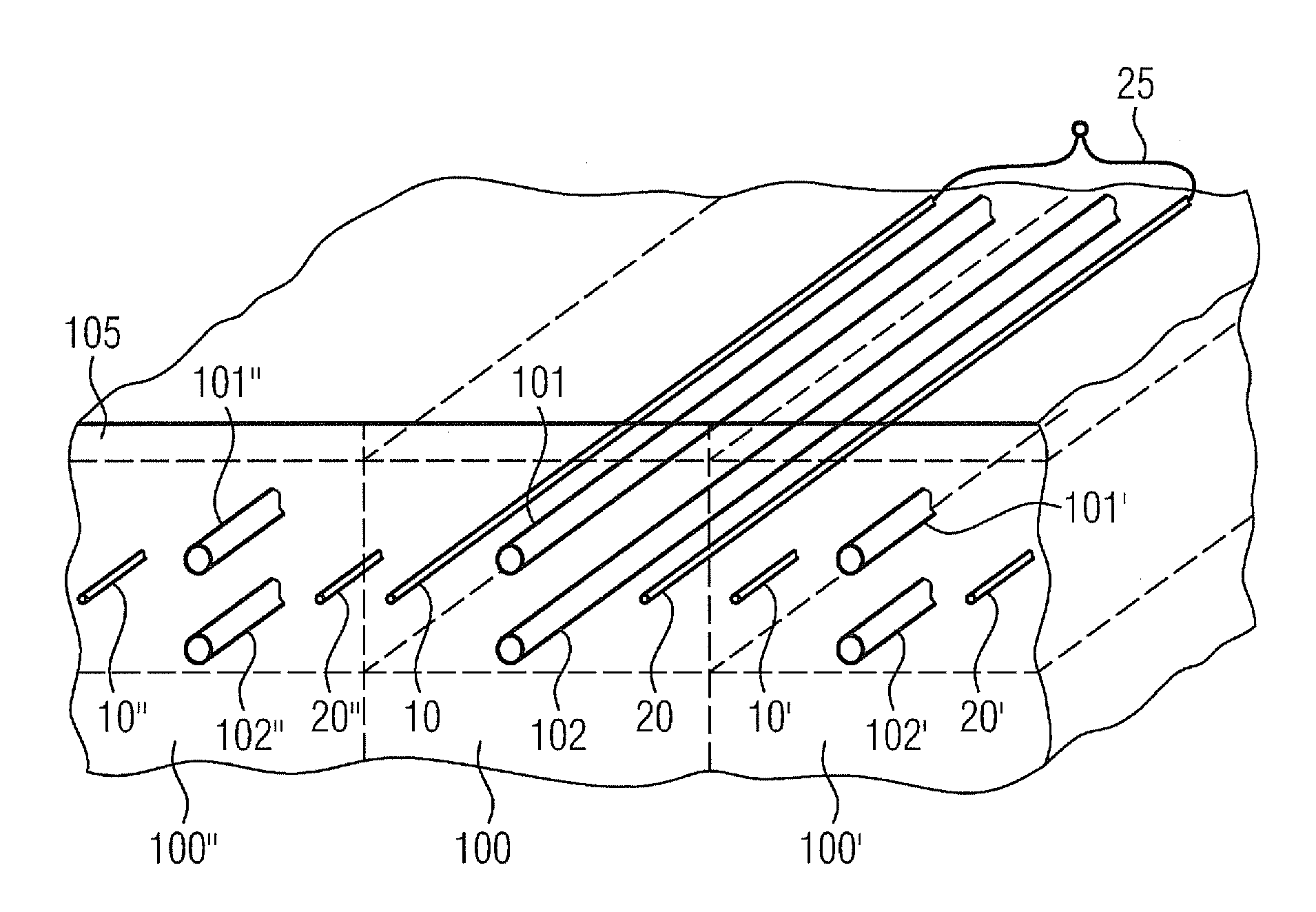 Method for extracting bitumen and/or ultra-heavy oil from an underground deposit, associated installation and operating method for said installation