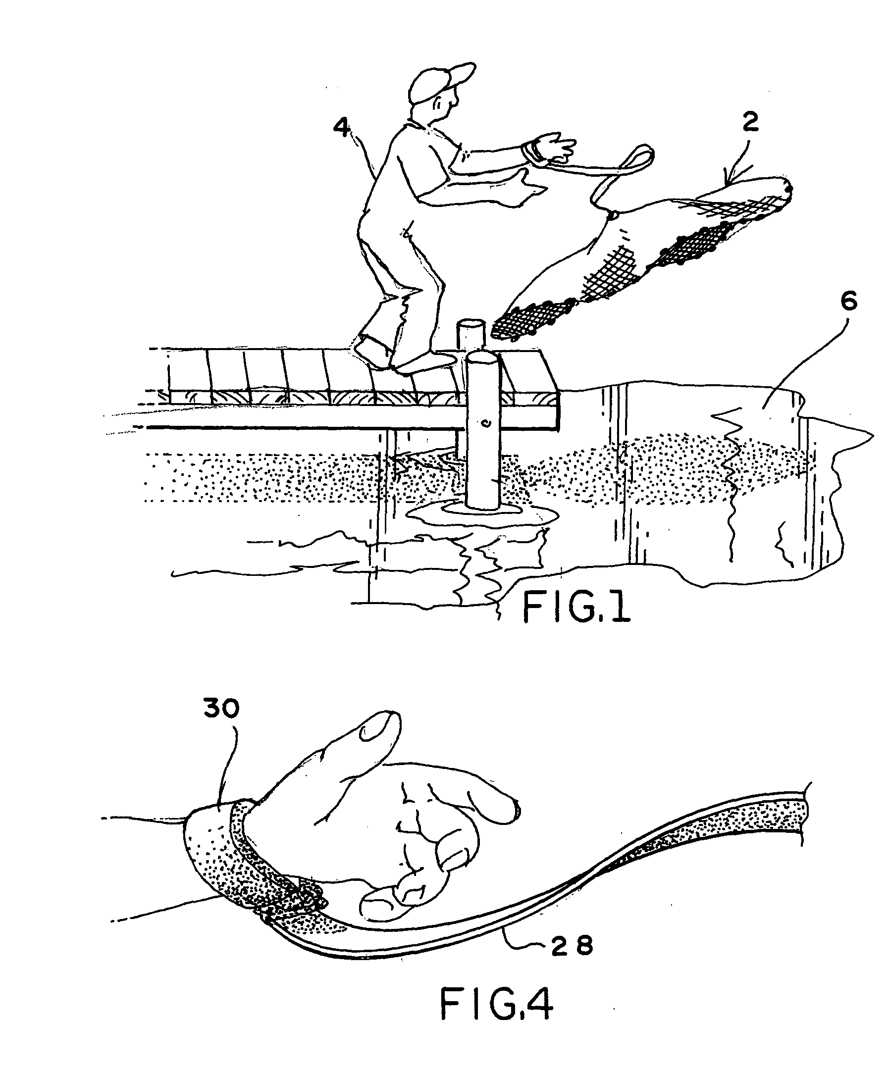 Cast net with elastic wrist cuff