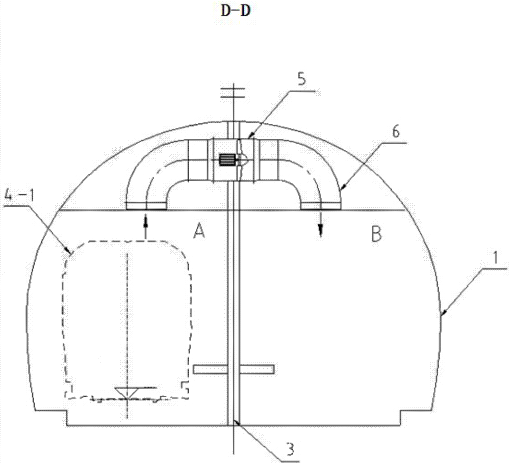 Long and big subway tunnel longitudinal ventilation and smoke discharging system with mutually-standby smoke discharging air passages at two sides