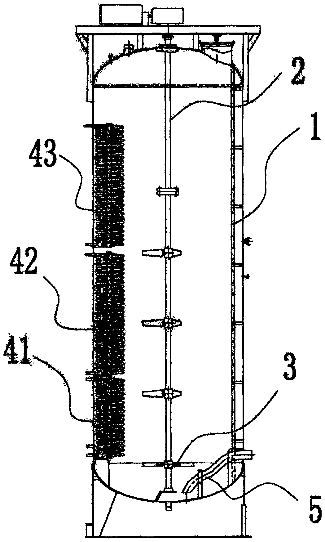 Biological fermentation tank with high cooling performance