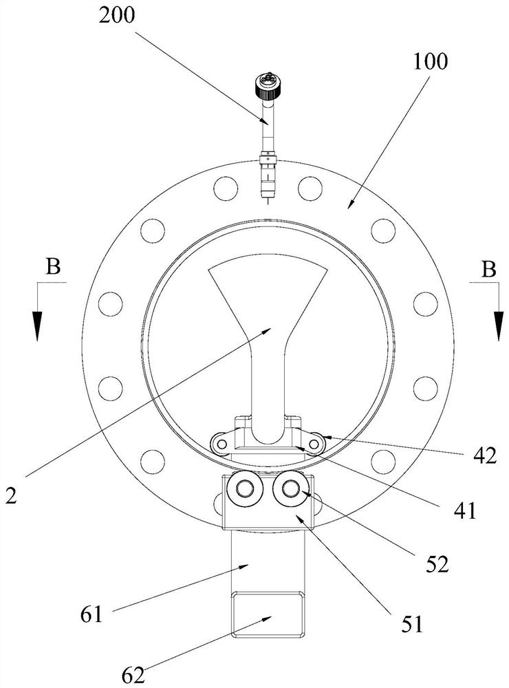 Pipe welding gas supply device