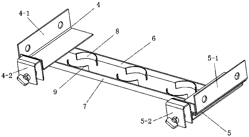 A cable fixing device and a power distribution cabinet using the cable fixing device