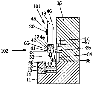 Automatic labeling device with sucker