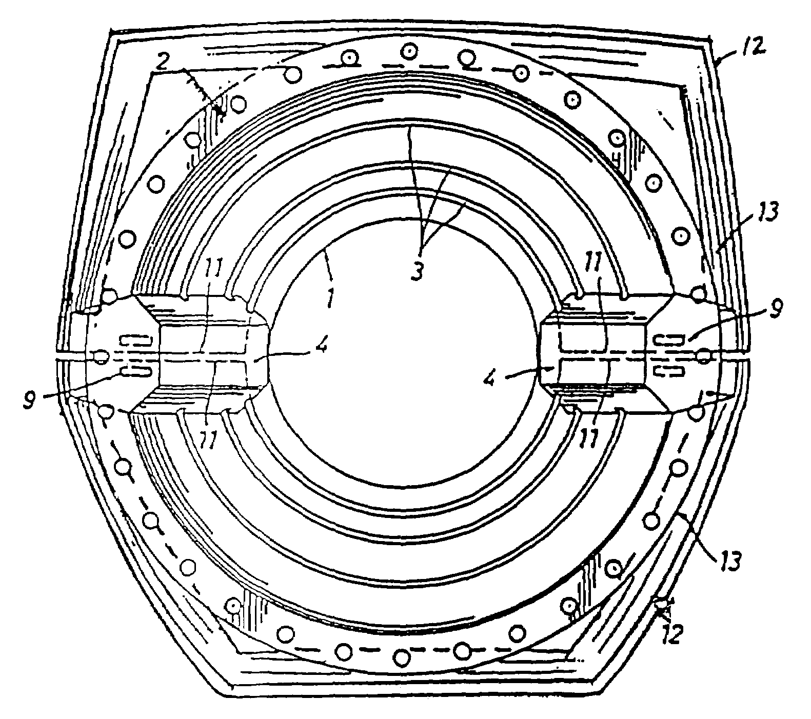 Square ultra thrust reverser system