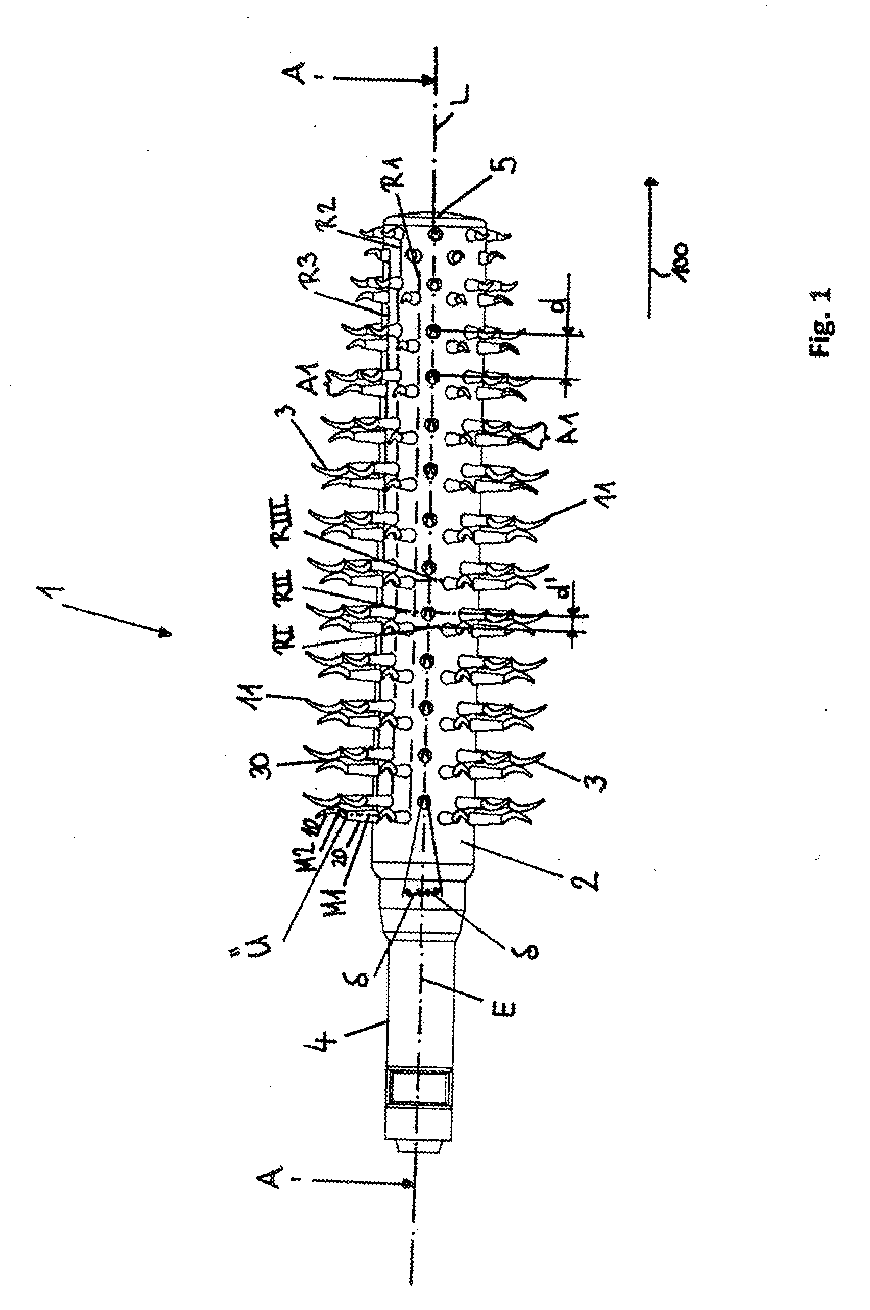 Applicator device, in particular for a cosmetics applicator, applicator, in particular cosmetics applicator comprising an applicator device, and an application unit, in particular cosmetics unit, comprising the applicator device