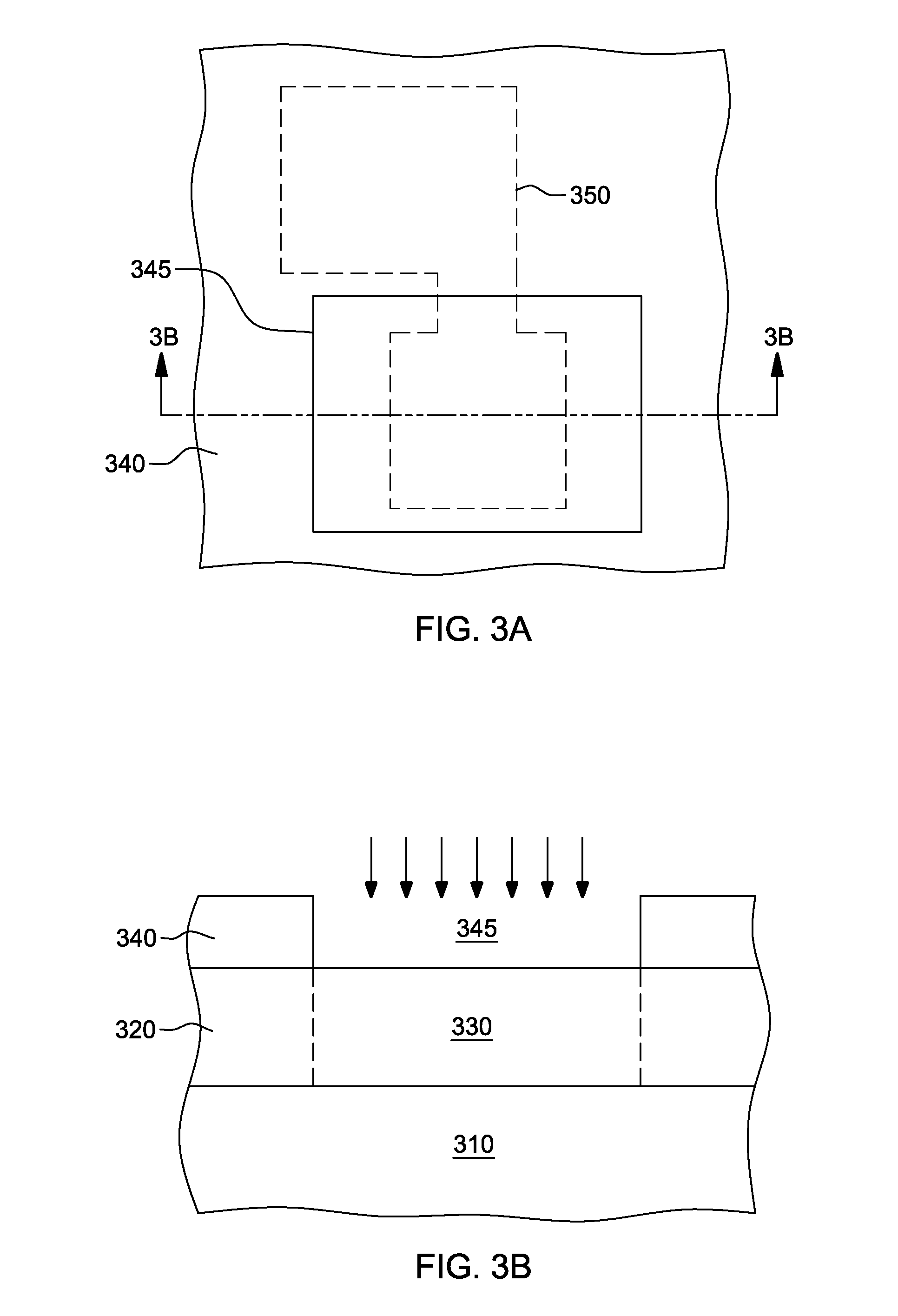 Gated circuit structure with self-aligned tunneling region