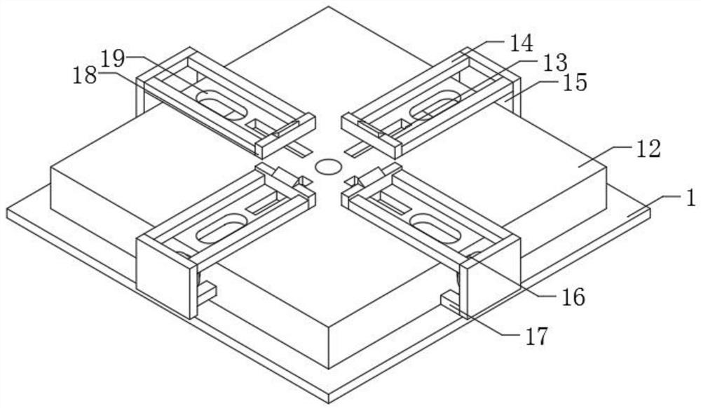 Automatic horizontal keeping structure of conveying machine