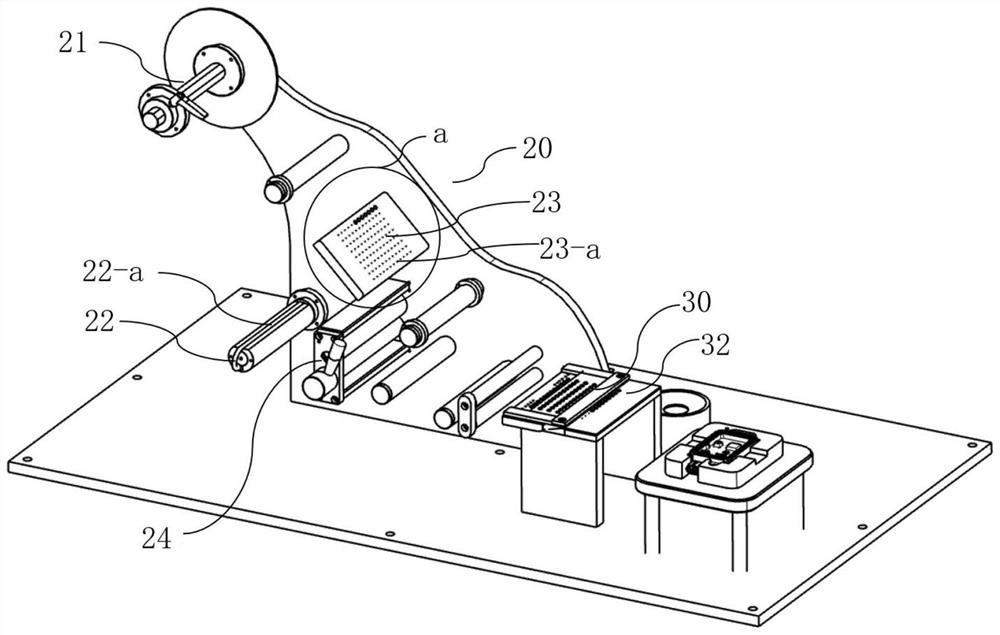 Patch device and automatic patch method