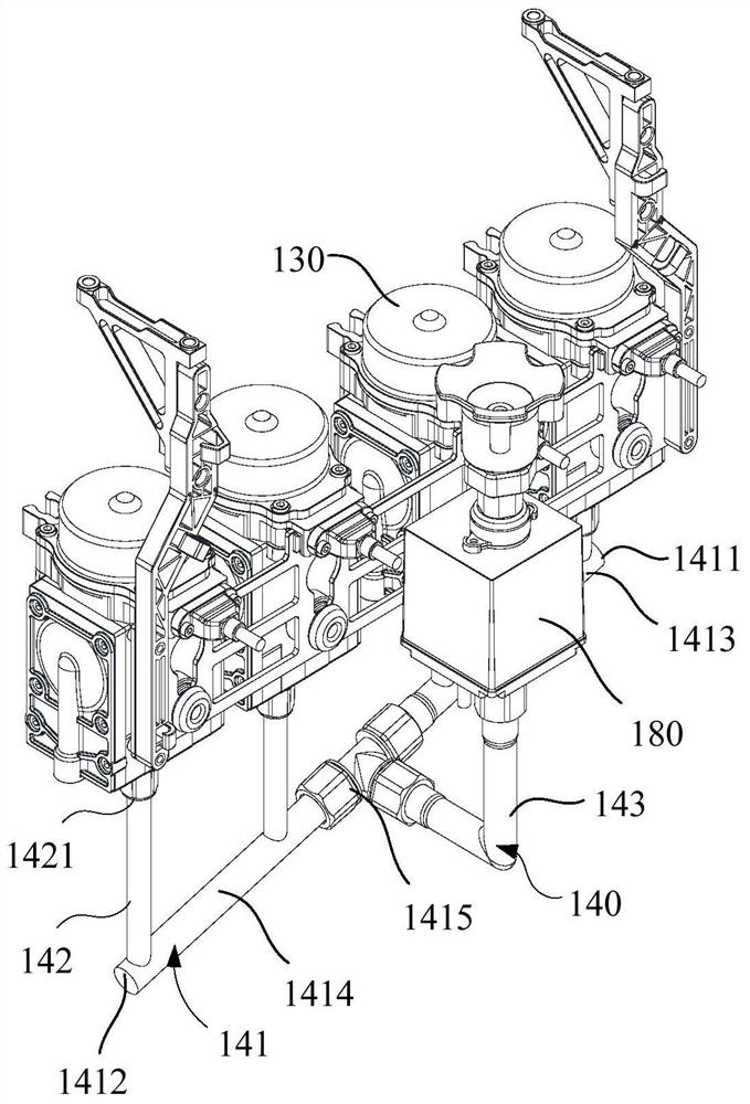 Spraying assembly, spraying system, moving device and spraying method