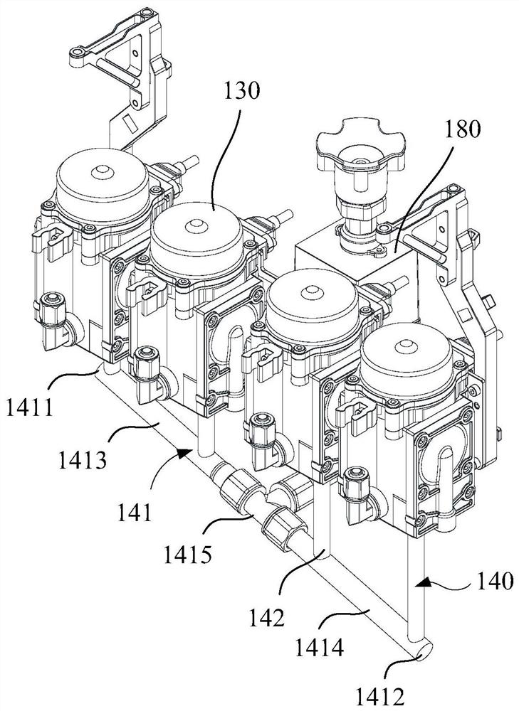 Spraying assembly, spraying system, moving device and spraying method