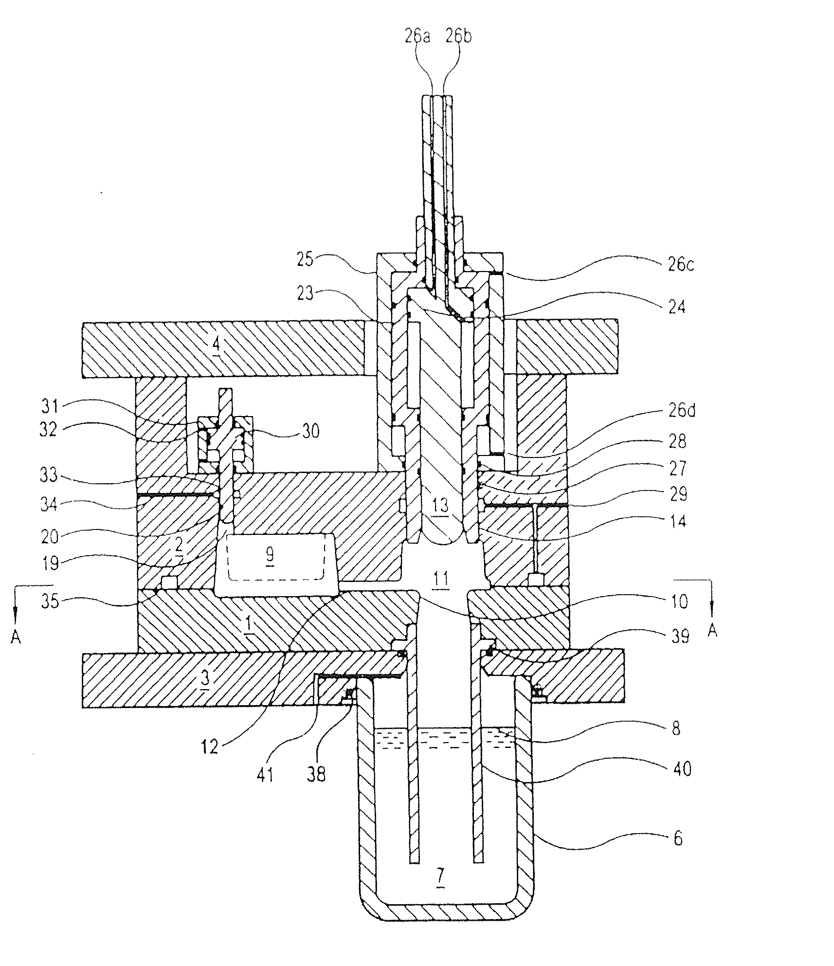 Vertical Casting Apparatus and Vertical Casting Method