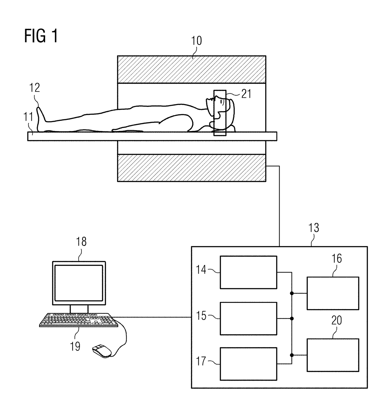 Method and apparatus for determination of phase distributions in magnetic resonance imaging