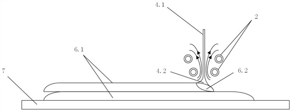 A metal deposition forming method and device based on ultra-high frequency induction heating