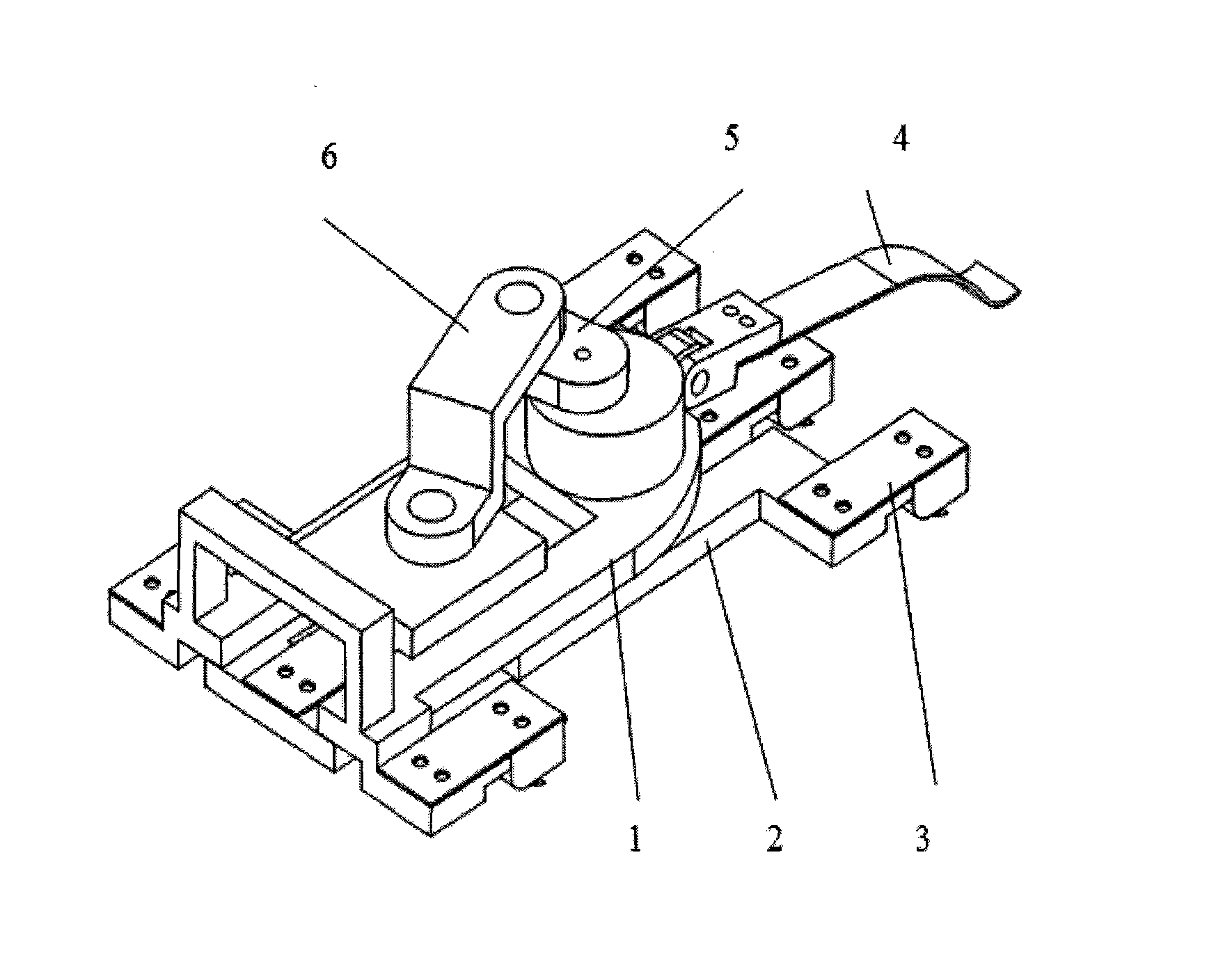 Wall-climbing robot with passive compression structure and biomimetic claws