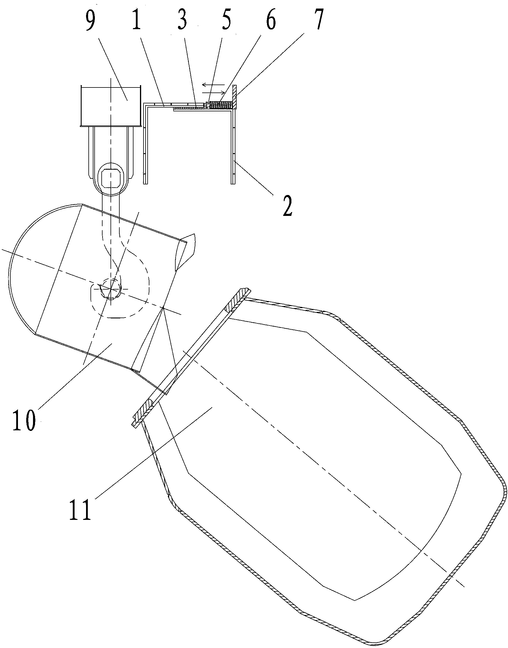 Secondary smoke trapping device for buffering type rotary furnace