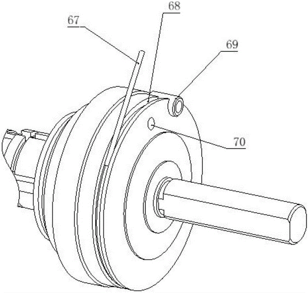 Multi-gear transmission and center wheel pawl installation structure used in same