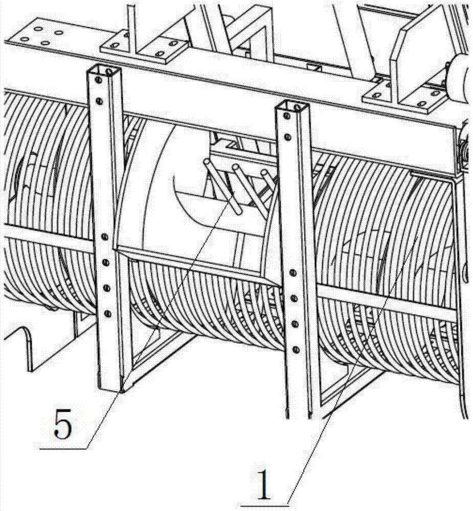 Soil sieving mechanism used on crop harvesting device