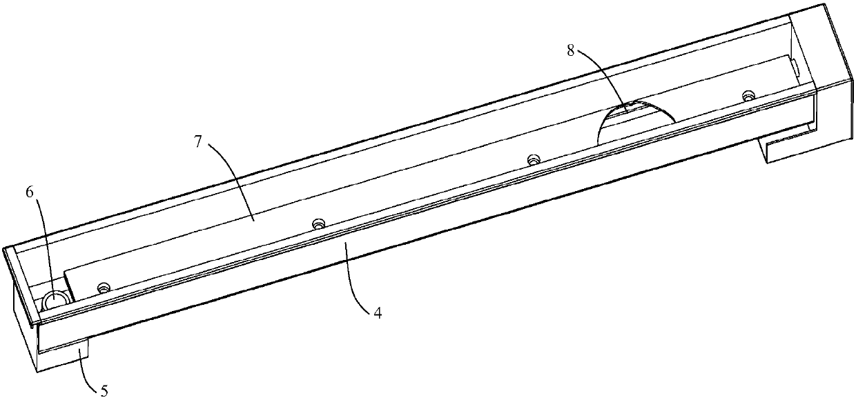 A multi-channel slide specimen incubation device with heating function