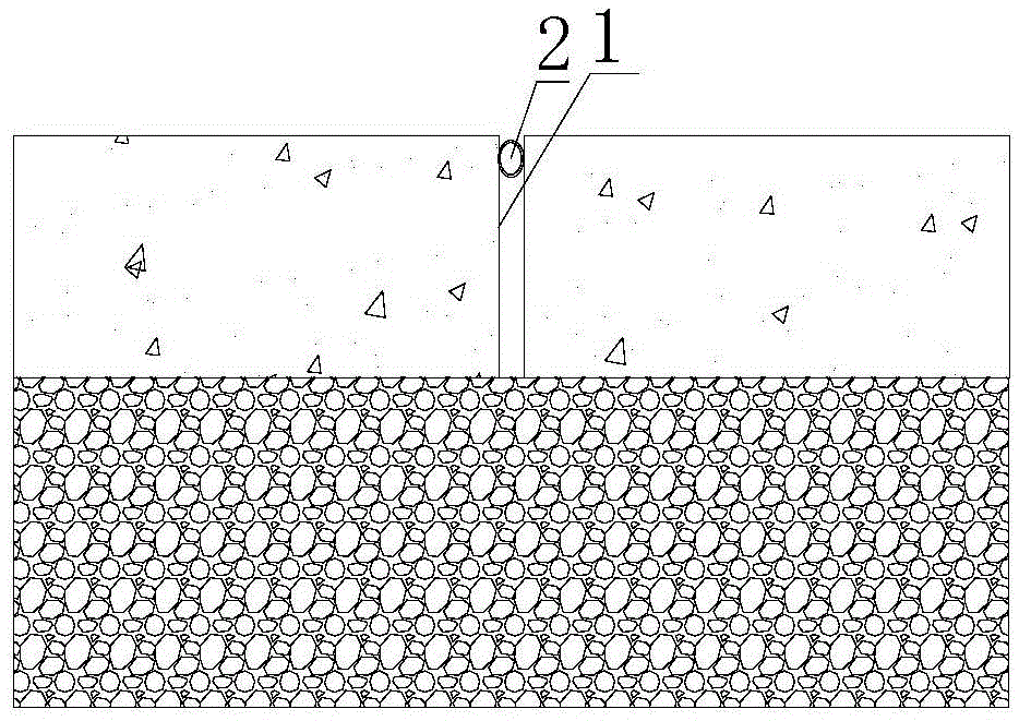 Waterproof structure of embedding hollow elastic pipe in cement concrete pavement joint