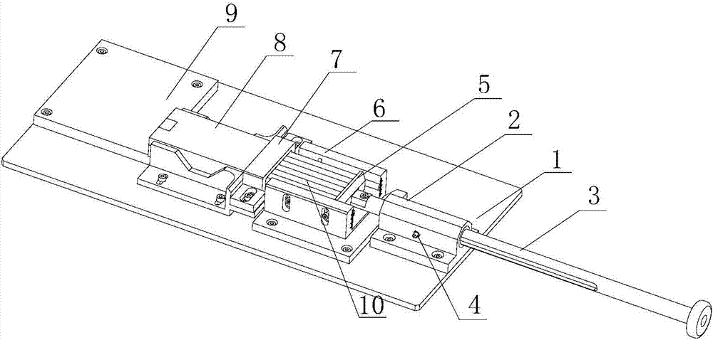 Multi-size self-adaptive cigarette pushing device