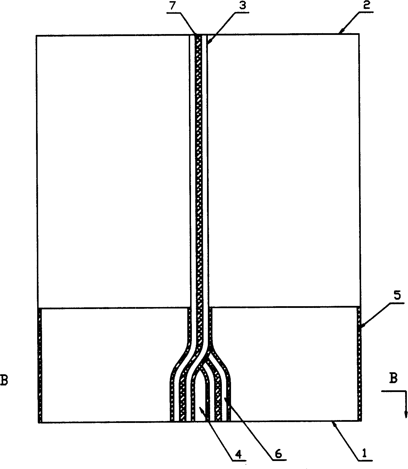 Circulating fluid bed boiler furnace possessing heating screen