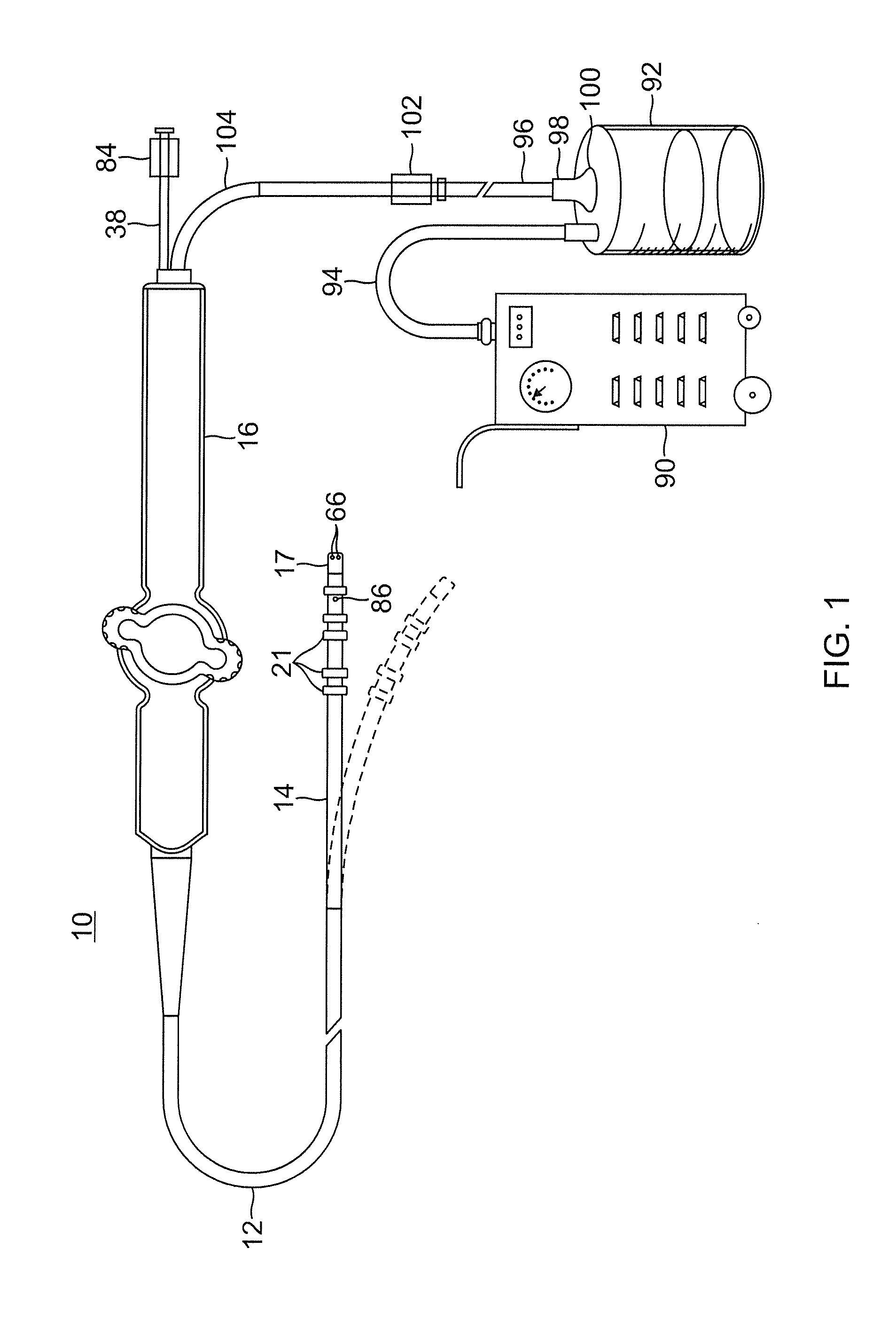 Irrigated catheter with fluid evacuation