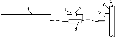 Ground wire-free non-conductive coating electric spark detection device and detection method thereof