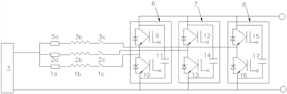 Railway traffic locomotive braking energy recovery device and method