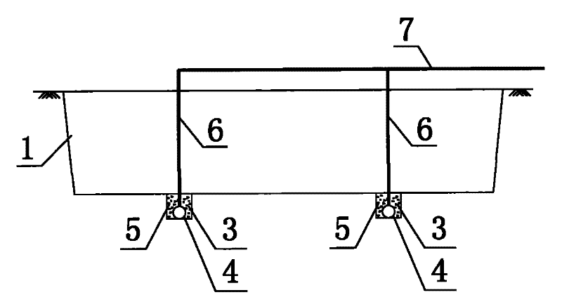 Construction method of stock dump capable of accelerating dehydration and drying process of dredging deposited sludge