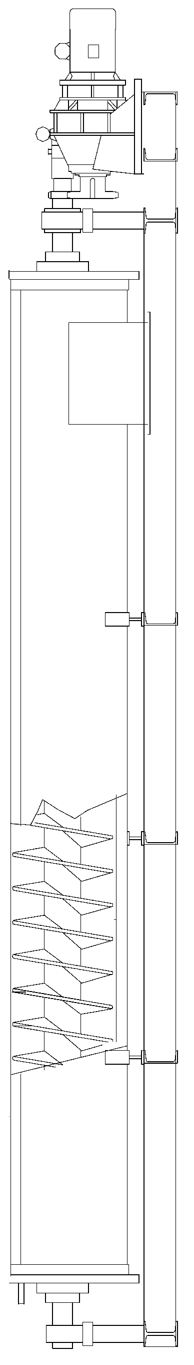 Method for forming biomass fuel by comprehensively utilizing straws