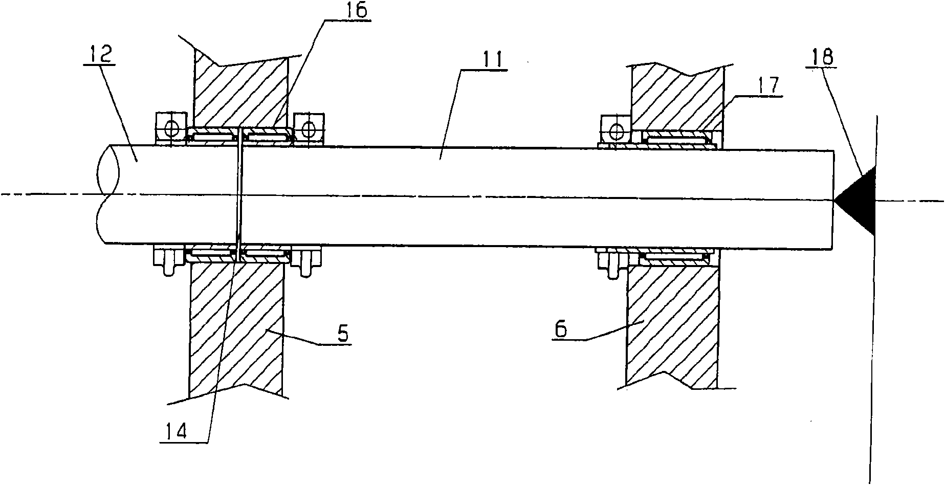 Warp knitting machine