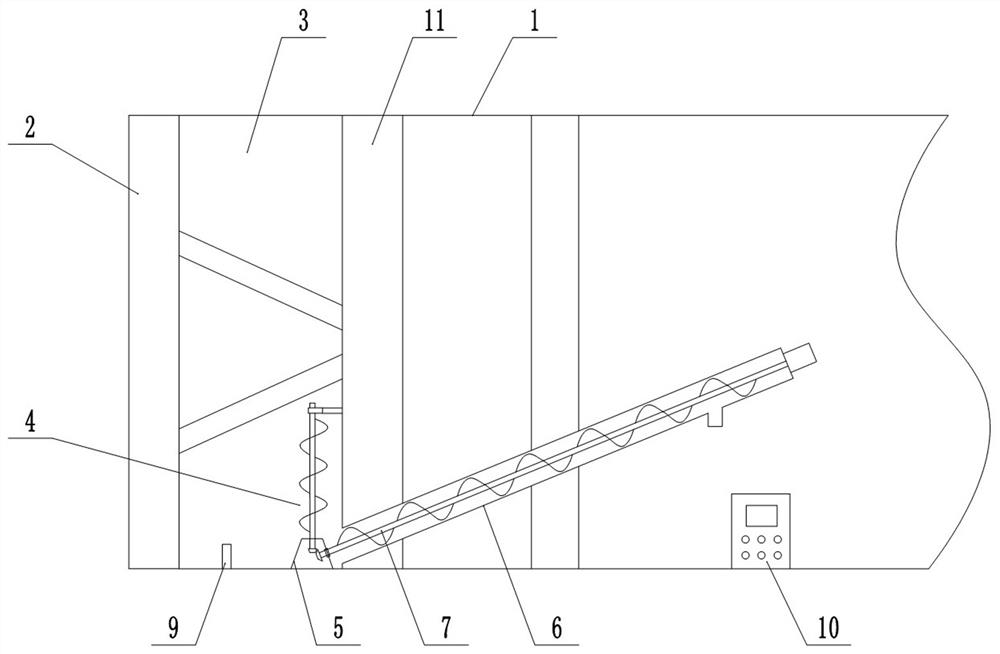 Reaming and sucking type spiral conveyor capable of preventing cutter head from caking