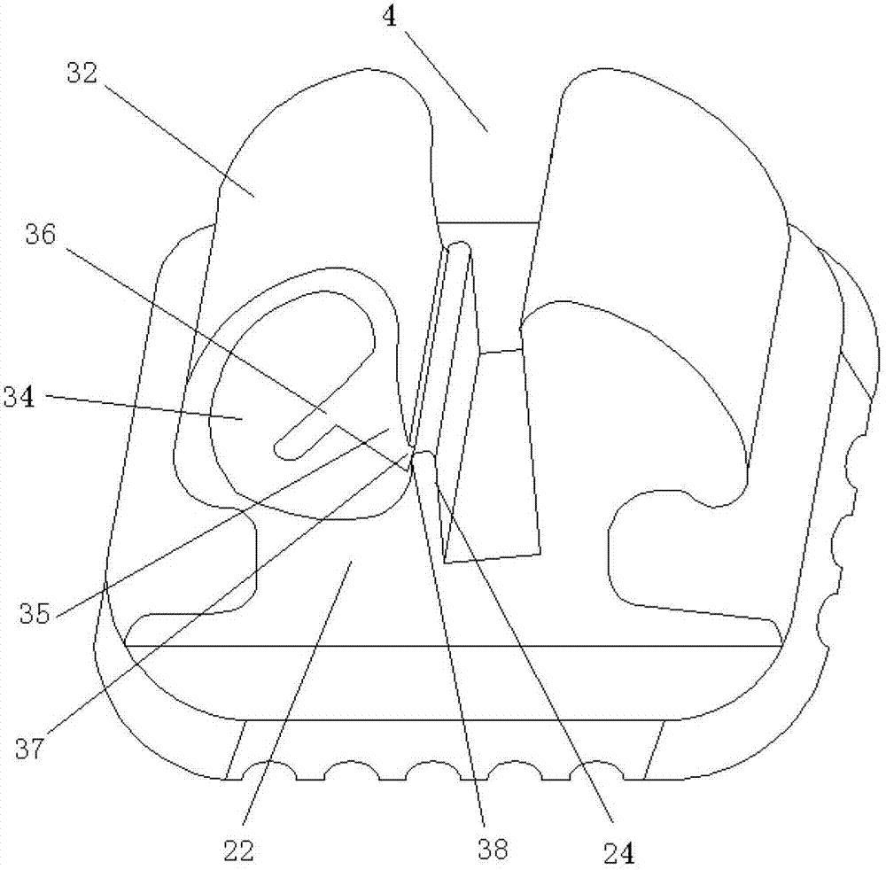 Self-locking bearing groove with self-provided locking buckle of elastic ring on working wing