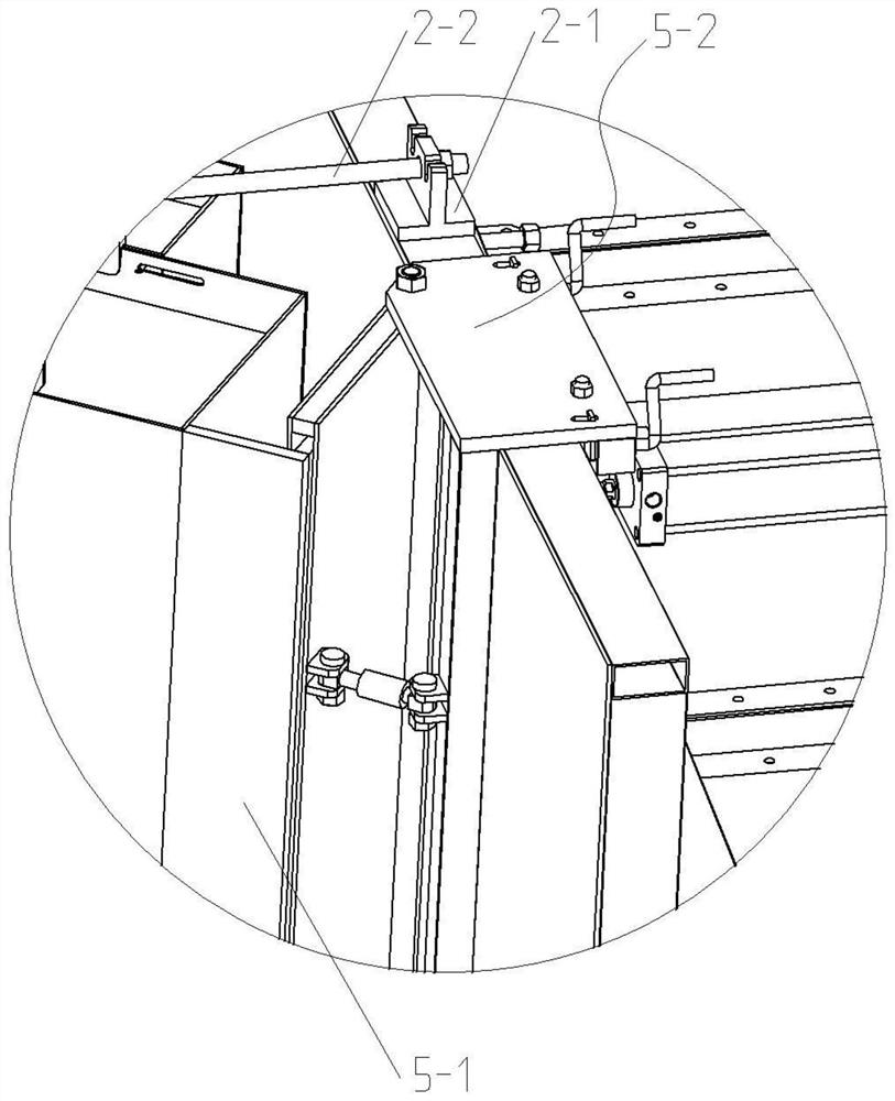 Vertical adjustable modulus prefabricated staircase forming equipment and its step height adjustment method