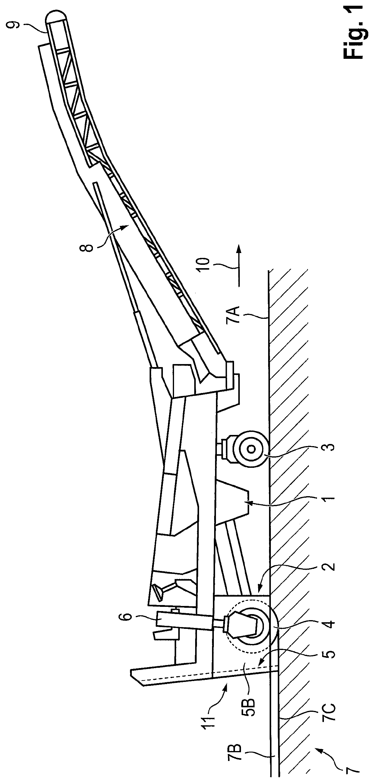 Self-propelled construction machine and method for operating a self-propelled construction machine