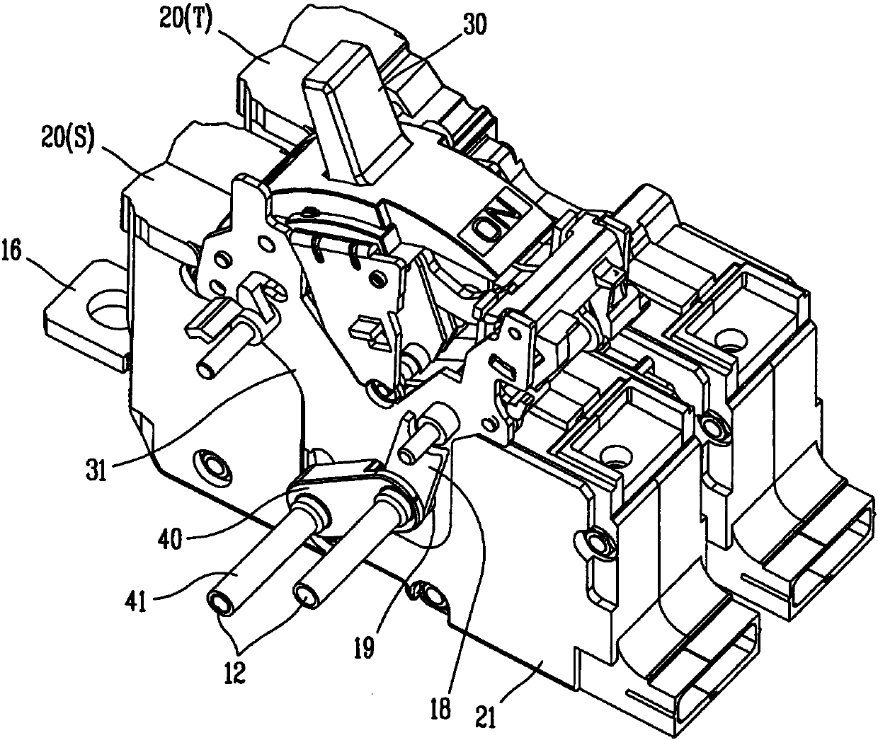 Multi-pole molded case circuit breaker with insulation barrier for rotary pin