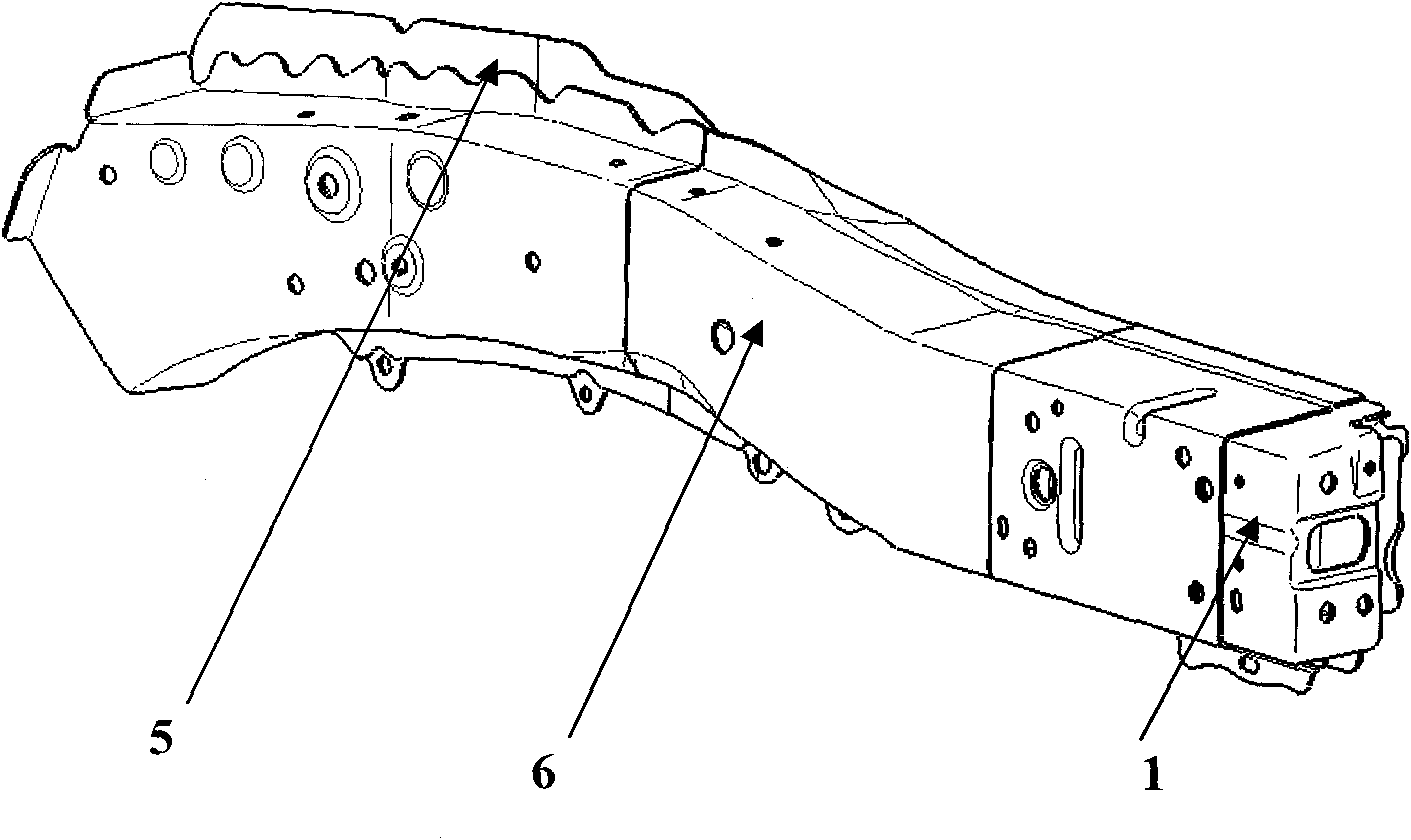 Automobile engine nacelle curb girder front part with reinforced energy absorbing structure