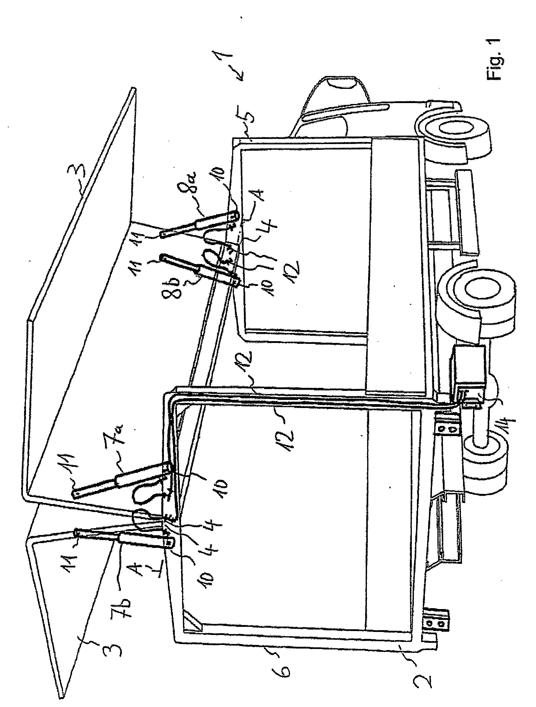 Hydraulic system for pivoting the lateral structural parts of a truck upwards and downwards